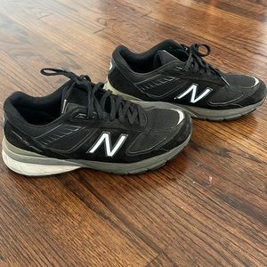 New Balance 990s in Black V4